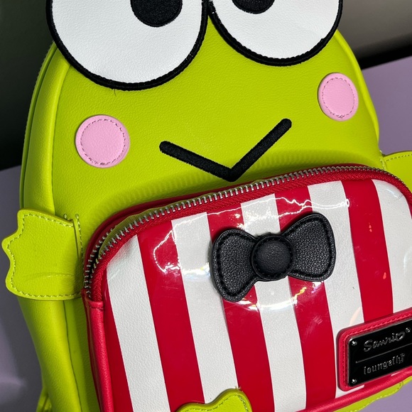 Loungefly x Sanrio keroppi backpack - Picture 3 of 9